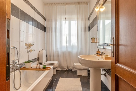 Foto Villa unifamiliare a San Giuliano Terme Arena Metato di 260 m²