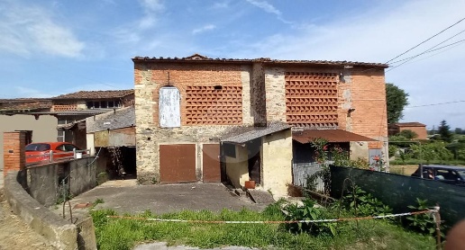 Foto Rustico in Via di San Ginese, Capannori di 85 m² con 3 locali