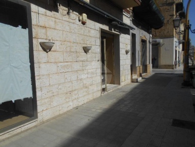 Foto Negozio in Piazza EscrivÃ, Castelvetrano Centro di 80 m² con 4 locali