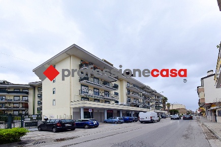 Foto Appartamento in Via Enrico Fermi 20, San Nicola la Strada di 100 m²