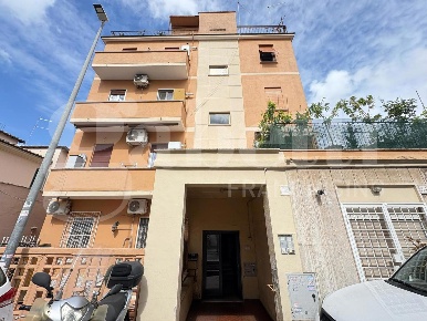 Foto Appartamento in Dei Torriani, Roma Pisana - Bravetta di 39 m²