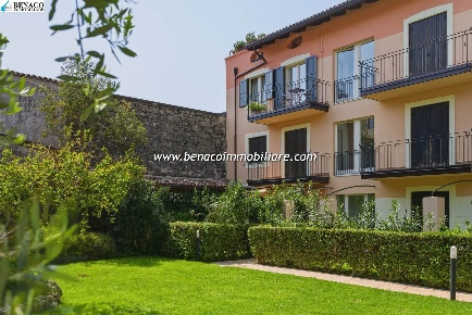 Foto Appartamento in via per Albisano, Torri del Benaco Centro di 75 m²