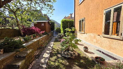 Foto Appartamento in Via David Potenza, Soriano nel Cimino Centro di 100 m²