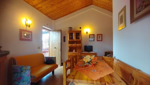 Foto Appartamento a Piglio Retafani di 93 m² con 6 locali in vendita