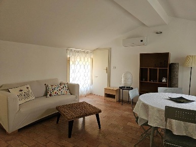 Foto Appartamento a Parma Centro Storico di 58 m² con 2 locali in affitto