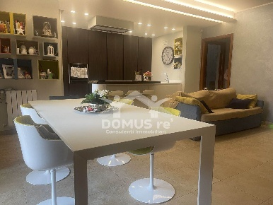 Foto Appartamento a Andria Pineta - Maraldo di 105 m² con 4 locali