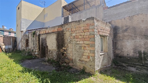 Foto Casa indipendente a Bari Sardo Centro di 96 m² con 6 locali in vendita