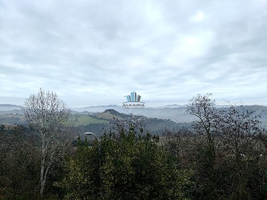Foto Appartamento a Monte Vidon Combatte Centro di 90 m² con 7 locali