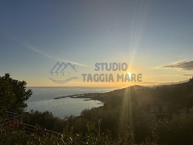 Foto Appartamento in Via Fossati 79, Cipressa Moiano di 53 m² con 2 locali
