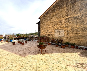Foto Appartamento in Via M. Marinoni 3, Barbarano Mossano di 411 m²
