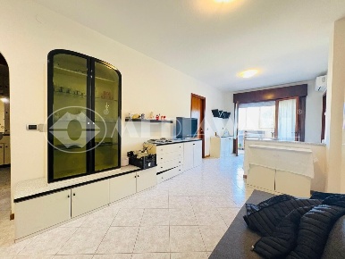Foto Appartamento in Via Asti 28, Lignano Sabbiadoro Centro di 75 m²