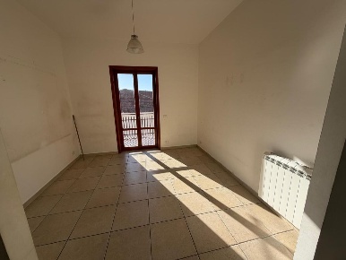 Foto Appartamento a Pedara Centro di 85 m² con 3 locali in affitto