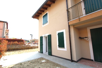 Foto Villa a schiera in Via Prati di Soletto, Valsamoggia Bersagliera