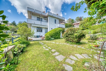 Foto Appartamento in Strada Bellavista 23, Baldissero Torinese di 171 m²