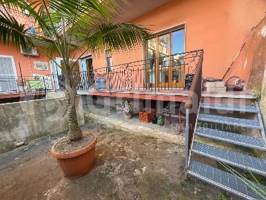 Foto Appartamento in Via Aldo Moro 18, Quarto di 80 m² con 3 locali