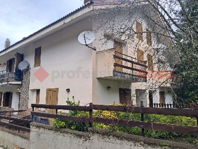 Foto Villa unifamiliare in Via Gambarie Via Dei Monti 16, Gambarie