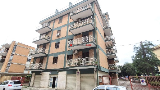 Foto Box in Via Salvo D'Acquisto 15, Foggia San Ciro - Stadio di 77 m²