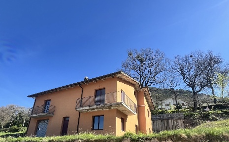 Foto Casa indipendente in LocalitÃ  Pierlocca 19, Costacciaro di 130 m²