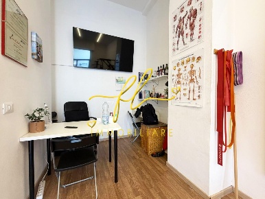 Foto Locale commerciale a Cecina Cecina Centro di 36 m² con 1 locali