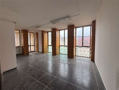 Foto Ufficio a Livorno Via Grande - Piazza della Repubblica di 210 m²