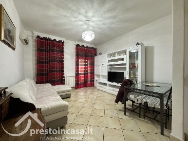 Foto Appartamento a Viareggio Centro di 95 m² con 5 locali in vendita