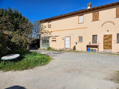 Foto Case indipendenti a Cascina San Frediano Sud - San Lorenzo a Pagnatico