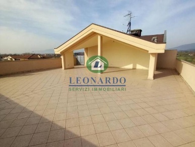 Foto Attico a Massa e Cozzile Margine Coperta Traversagna di 84 m²