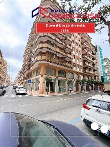 Foto Appartamento in via principe amedeo 146, Taranto Borgo di 119 m²