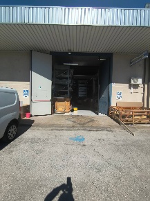 Foto Locale commerciale a Chieti di 225 m² con 2 locali in affitto