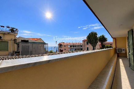 Foto Appartamento in Via Al Capo, Bordighera Centro Storico, Sant'Ampelio