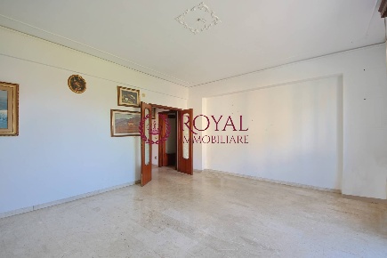 Foto Appartamento in Via Dei Pensieri, Livorno Stadio di 156 m² in vendita