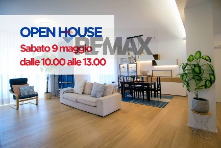 Foto Appartamento in via W.A. Mozart 29, Monza Parco di 166 m² con 5 locali