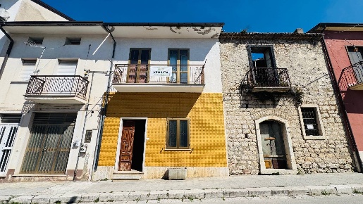 Foto Case semi ndipendenti in VIA CAPPUCCINI 30, Gesualdo di 95 m²
