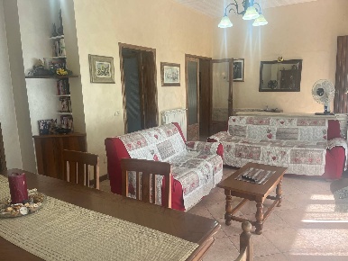 Foto Case indipendenti in via degli allori 45, Pisa Tirrenia di 100 m²