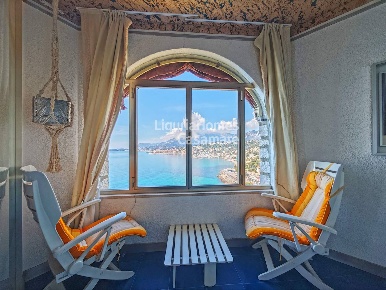 Foto Appartamento in Corso Mentone, Ventimiglia Grimaldi, Mortola di 103 m²