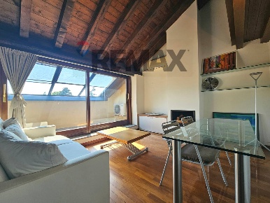 Foto Appartamento in cascina Tolcinasco, Pieve Emanuele di 65 m² in vendita