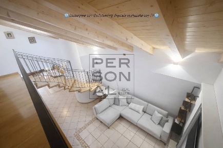 Foto Casa indipendente a Aldeno di 270 m² con 10 locali in vendita