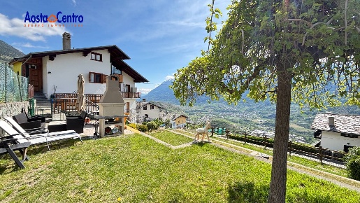 Foto Appartamento in Frazione Champretavy 18, Saint-Pierre di 132 m²