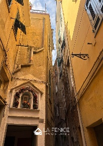 Foto Magazzino a Vernazza Centro di 35 m² con 1 locali in vendita