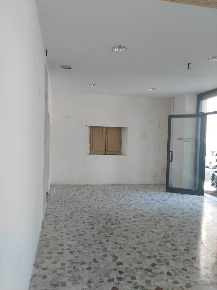 Foto Negozio in Via Mozzoni, Terni Cesure - Valenza di 40 m² in vendita