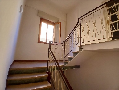 Foto Appartamento a Pistoia Pistoia Ovest di 194 m² con 6 locali in vendita