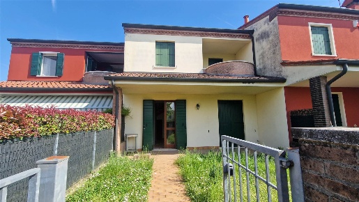 Foto Villa a schiera in via sabbionara 5, Ospedaletto Euganeo Centro