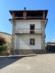 Foto Case semi ndipendenti in Via Francesco Tabacco  26, Cecima Centro