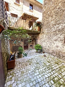 Foto Appartamento in Corso Garibaldi, Lenola Centro di 60 m² con 3 locali