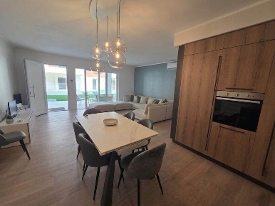 Foto Appartamento a Zero Branco Centro di 181 m² con 5 locali in vendita