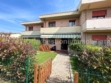 Foto Villa a schiera in Via Garibaldi, Grisignano di Zocco Centro di 180 m²
