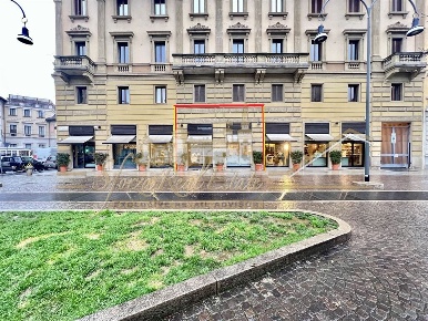 Foto Negozio in Piazza Tommaseo, Milano Vincenzo Monti di 80 m² in affitto