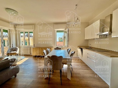 Foto Appartamento in via bonorino, Alassio Passeggiata Cadorna, Porto