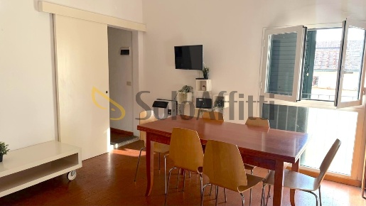 Foto Appartamento in Via Ricasoli 15, Firenze Duomo di 79 m² con 4 locali