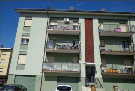 Foto Appartamento in Via Marmolada 2, Carpi Centro Storico di 110 m²
